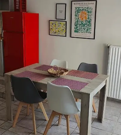 38th Street Kateríni